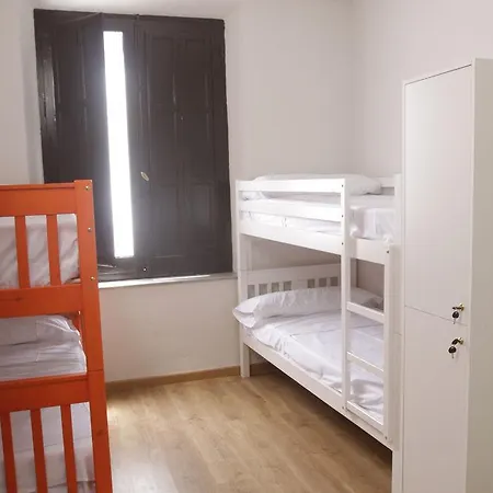 Polaroid Siesta Hostel Γρανάδα