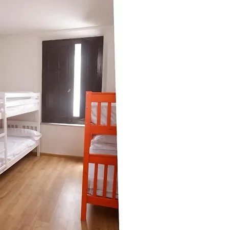 Polaroid Siesta Albergue Granada